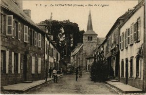 CPA La Courtine Rue de l'Eglise FRANCE (1050454)