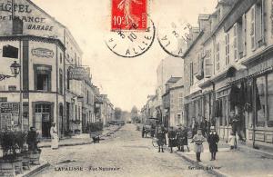 LAPALISSE : rue nationale - tres bon etat