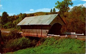 Vermont - Covererd Bridge Over Passumpsic River - [VT-110]