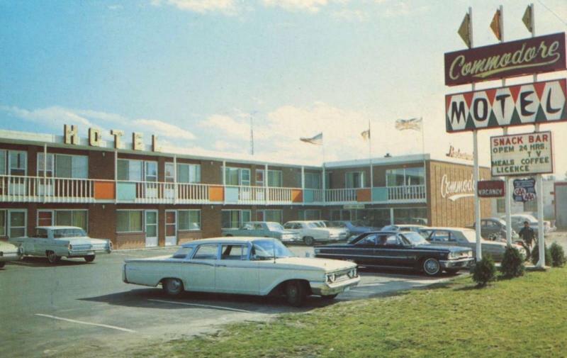 Commodore Motor Hotel Sault Ste Marie Hotel Old Cars Unused Vintage Postcard E12