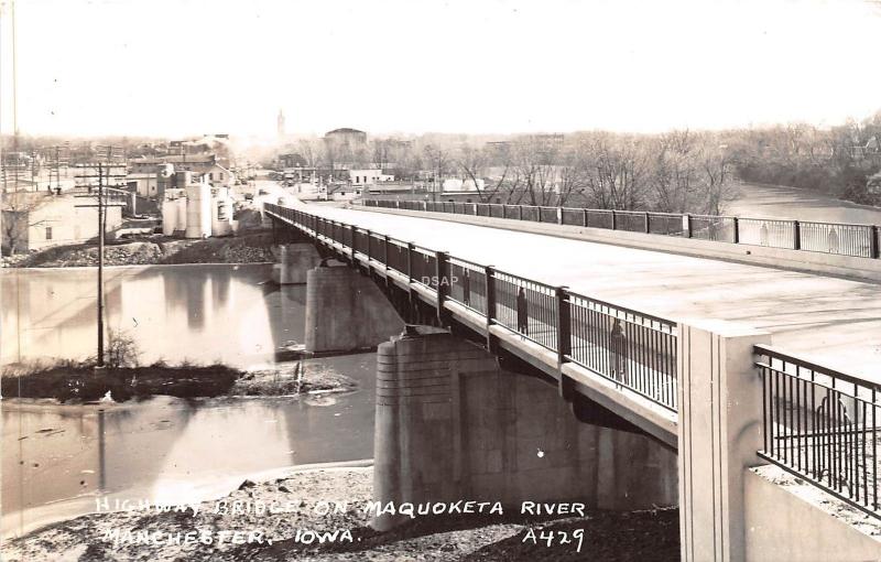 B18/ Manchester Iowa Ia Real Photo RPPC Postcard c1950s Maquoketa River Bridge 