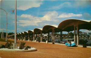 Postcard 1950s Mississippi Biloxi Broadwater Beach Hotel Marina MS24-2818