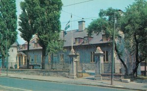 Canada Chateau de Ramezay Montreal Chrome Postcard 03.53