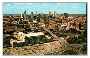 Postcard MO Union Station And Skyline Kansas City Missouri 