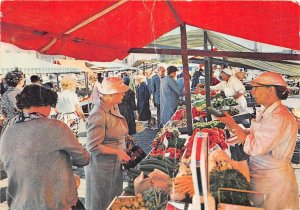 US87 Finland Helsinki the market a vegetable stall