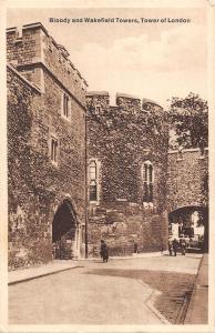 uk23485 bloody and wakefields towers tower of london real photo uk