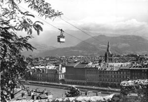 BR18631 Grenoble vue generale cable train   france