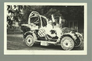 Jackson MINNESOTA RP 1916 PARADE Kids DECORATED CAR Fiddes Drugs nr Fairmont