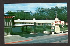 NE View of Park Motel SCOTTSBLUFF NEBRASKA Postcard PC