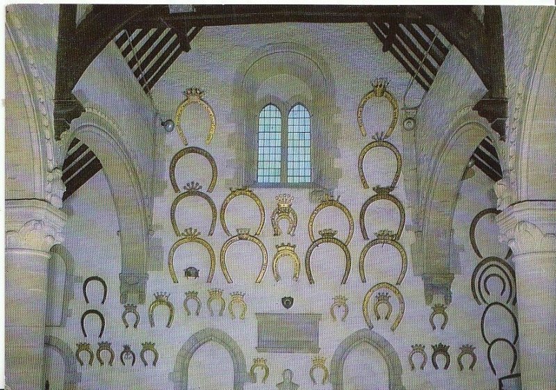 Rutland Postcard - Oakham Castle - Oakham - Great Hall  Showing Horseshoes AB676