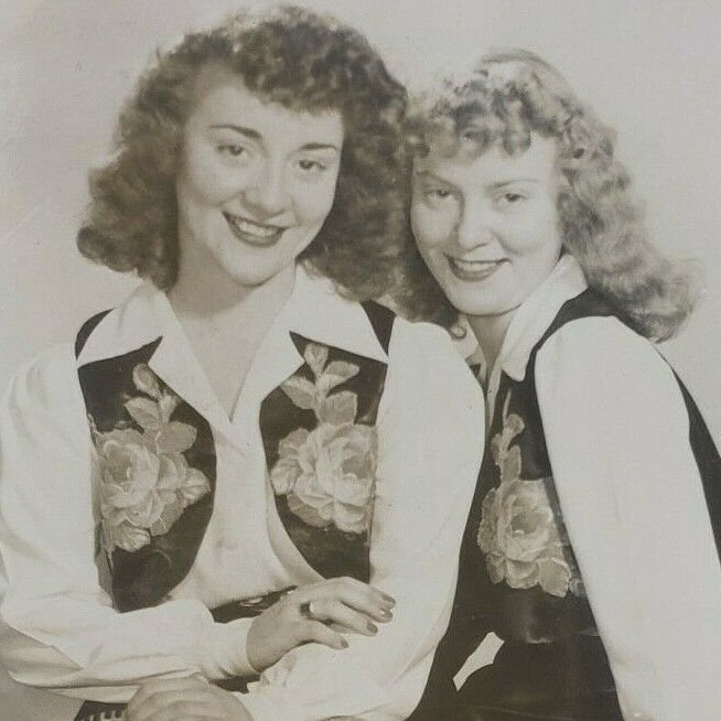 Olive Thelma Glick Sisters Country Western Music RPPC 1940s Photo Postcard G5