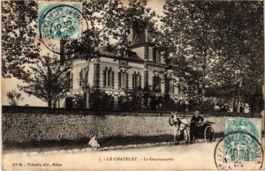 CPA LE CHATELET-en-BRIE La Gendarmerie (1320090)