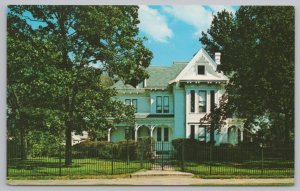 Independence Missouri~Home of Harry S Truman~Vintage Postcard