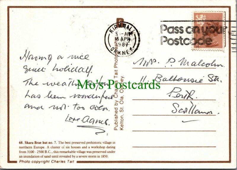 Scotland Postcard - Skara Brae Hut No 7, Sandwick, Orkney  RR11952 