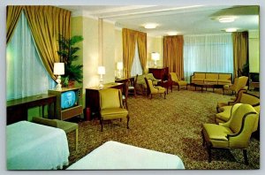 The Shelburne Hotel  Atlantic City  New Jersey  - TV ON - Postcard