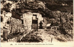 CPA DIEPPE - Habitation de Troglodytes dans les Falaises (105274)