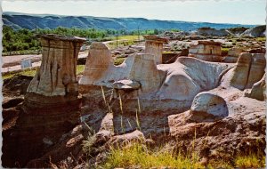 Drumheller AB Alberta Hoodoos Rock & Sandstone Alta Unused Vintage Postcard H14