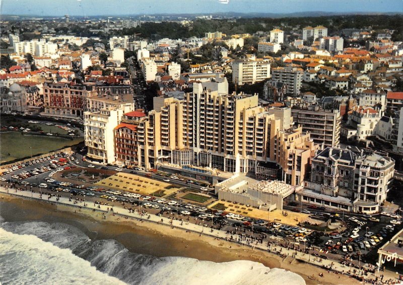 B108621 France Biarritz Vue aerienne Surf Victoria real photo uk