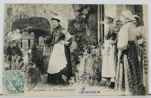 TOURAINE Une vielle histoire c1900s Women Telling Old Story Postcard L12