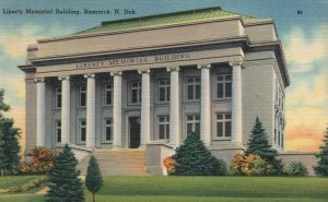 Vintage Postcard 1930's Library Memorial Building Bismarck ND North Dakota