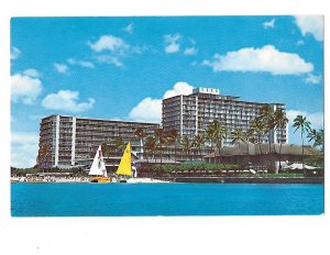 Reef Hotel Waikiki Beach Honolulu Hawaii 800 Rooms