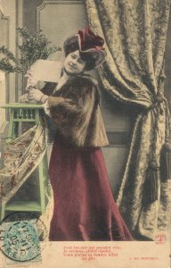 Victorian Woman Avec Les Ans Que Passent Vite Vintage Postcard 03.56