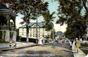 Boothbay Harbor, Maine - Walking down Townsend Avenue - K. & P. Hall - 1911