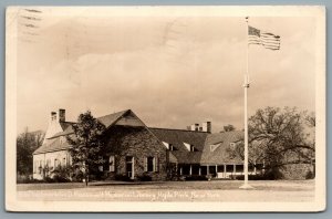 Postcard RPPC c1949 Hyde Park NY Franklin D. Roosevelt Memorial Library