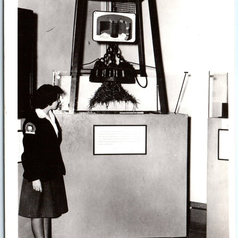 c1940s Chicago Science Museum Commercial Magnet Tour EKC RPPC Photo Postcard A92