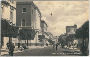 60673 - vintage postcard - LECCE City: Via PLEBISCITO-