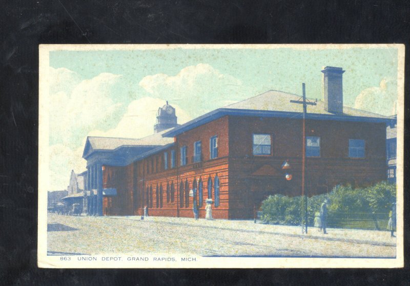 GRAND RAPIDS MICHIGAN RAILROAD DEPOT TRAIN STATION VINTAGE POSTCARD 1907