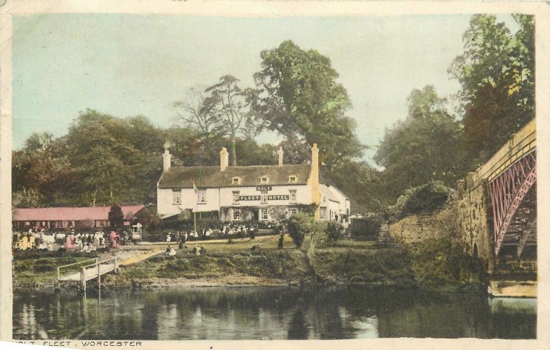 Postcard UK England Fleet Hotel  Worchester