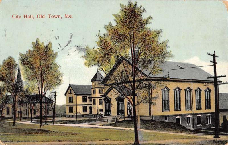 Old Town Maine City Hall Street View Antique Postcard K13308