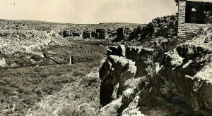 1930-50  Rppc Pecos Canyon Texas Real Photo Postcard Bridge River Highway 