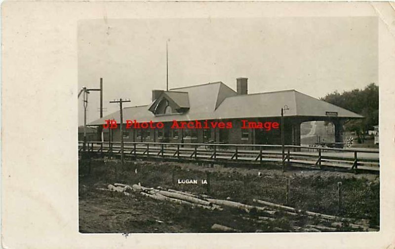 Depot, Iowa, Logan, RPPC, Chicago Northwestern Railroad Station, 1908 PM