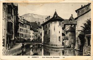 CPA ANNECY Les vieilles Prisons (618747)