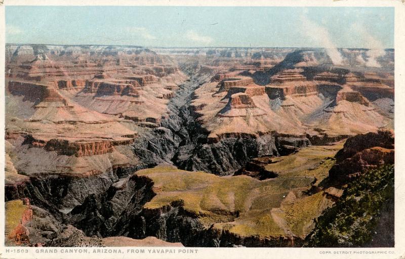 AZ - Grand Canyon National Park. View from Yavapai Point