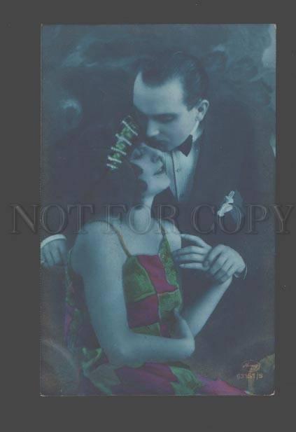 093250 Kiss of BELLE Woman & Dandy Vintage PHOTO tinted Amag