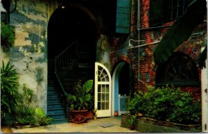 Brulatour Courtyard 520 Royal St Vieus Carro New Orlean LA Lousiana Postcard PM 