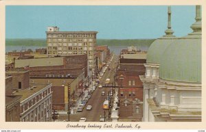 PADUCAH , Kentucky , 40-60s; Broadway looking East