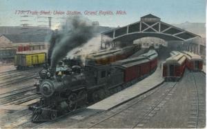 Grand Rapids Michigan MI ~ Union Station, Train Shed Railway ~ Vintage Postcard