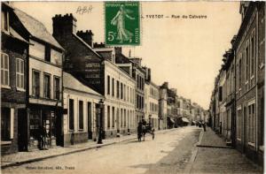 CPA YVETOT-Rue du Calvaire (349260)