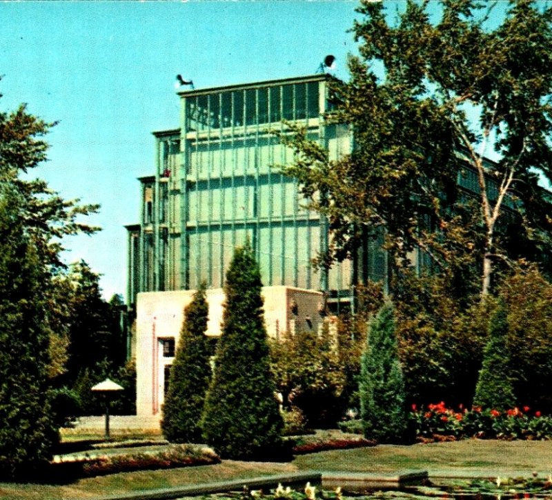 Postcard Missouri St. Louis The Jewel Box Building in Forest Park Chrome Era