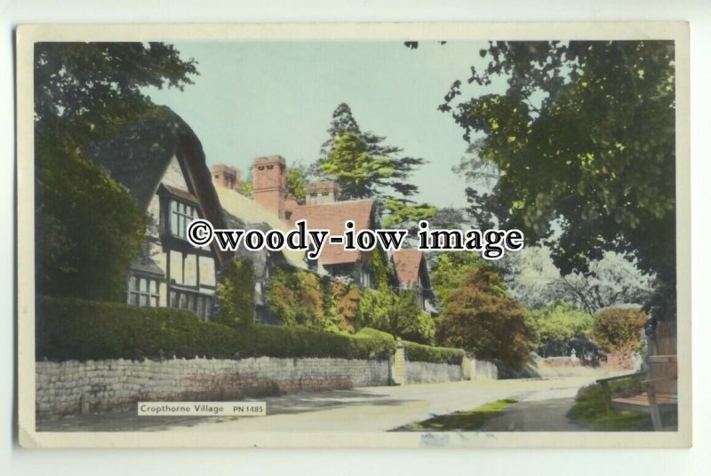 tp9218 - Worcs - Lovely Quaint Cropthorne Village in the 1950/60s - Postcard