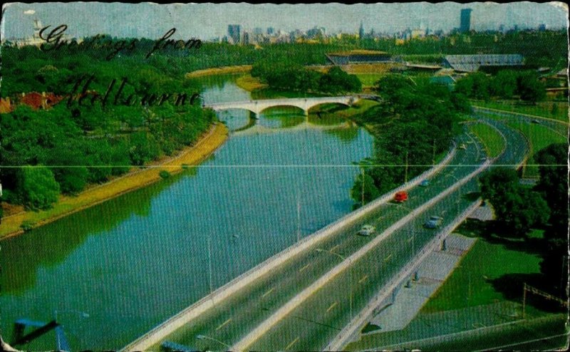 CE0857 australia melbourne victoria yarra river south eastern freeway old cars