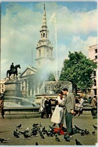 M-39264 A Fountain in Trafalgar Square with St Martin-in-the-Fields London En...