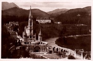 La Basilique,Lourdes,France BIN