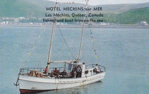 Motel Mechins sur Mer, fishing and boat trips on the sea, County Matane,