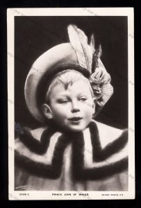 ROY556 - King George V's Children - Frail Prince John, died at 13yrs - Postcard
