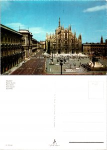 Dome Square, Milano, Italy (9091)